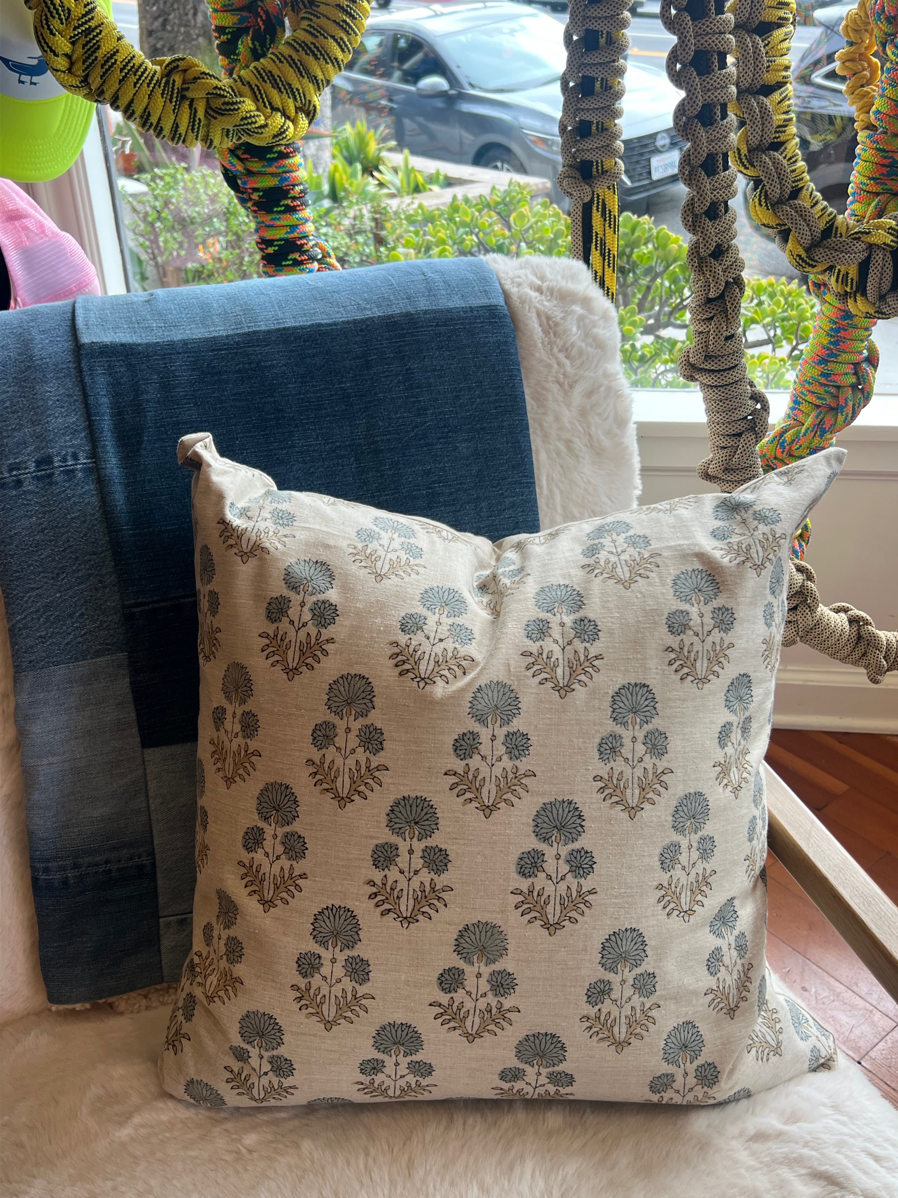 Linen Pillow Cover with Insert - Rishi 22x22