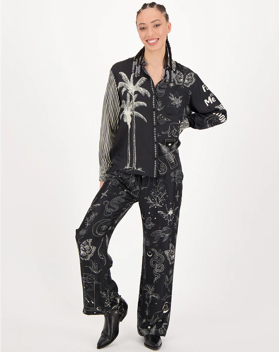 Me369 Bailey Straight Leg Magic Pants