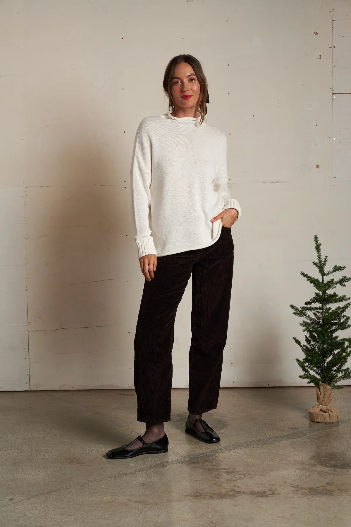 PerfectWhiteTee Nova Sweater